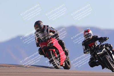 media/Nov-06-2023-Moto Forza (Mon) [[ce023d0744]]/3-Intermediate Group/Session 5 (Turn 9)/
